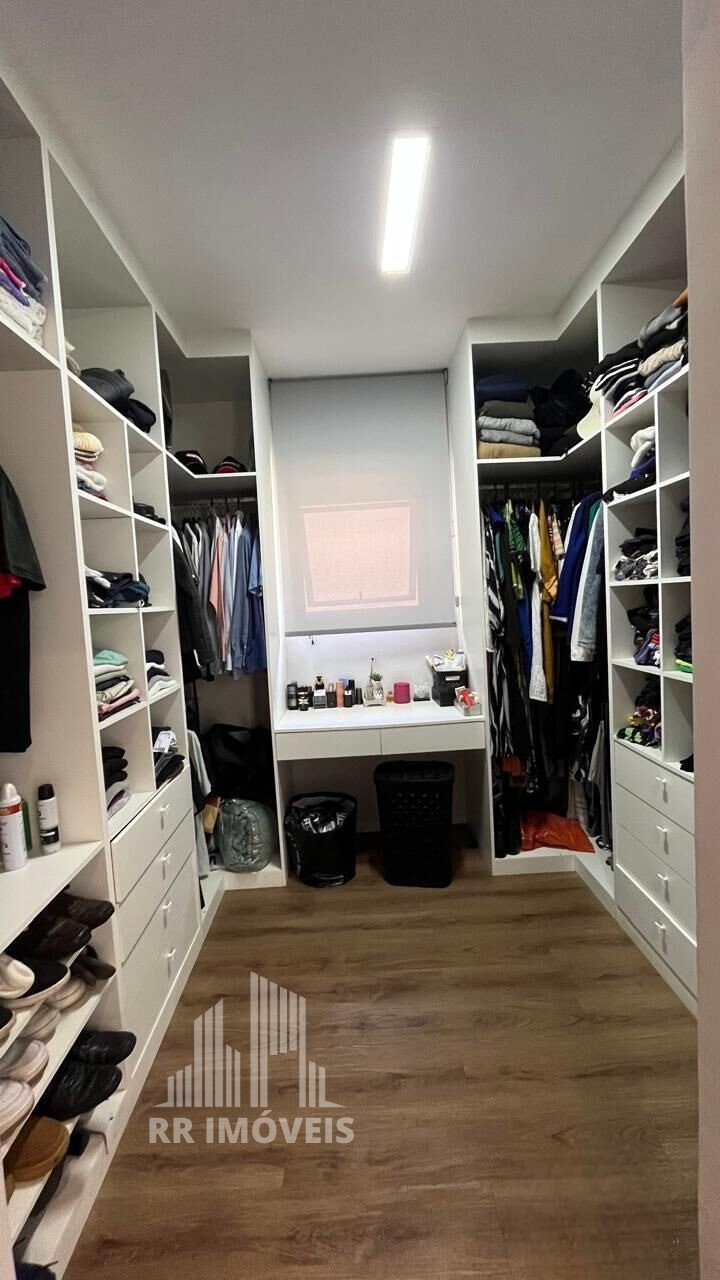 Casa, 4 quartos, 266 m² - Foto 20