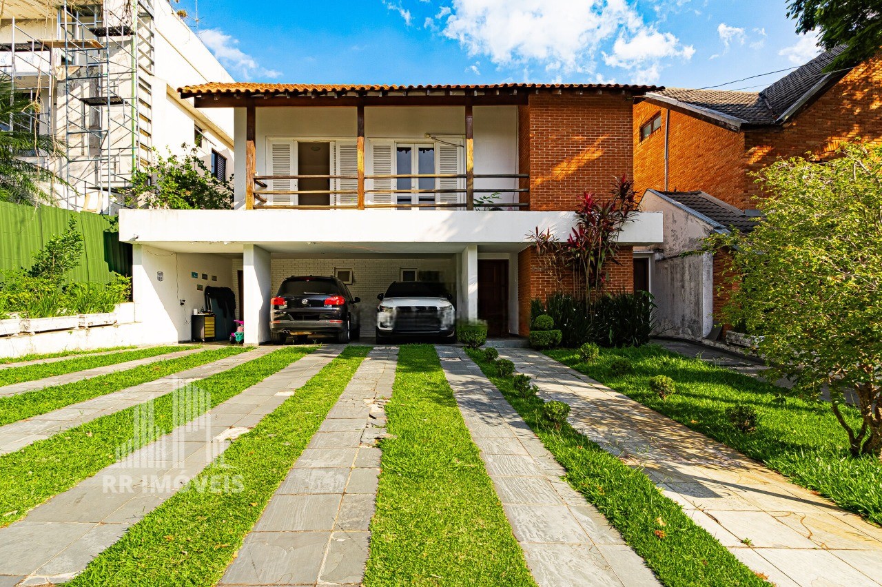 Casa, 4 quartos, 275 m² - Foto 1
