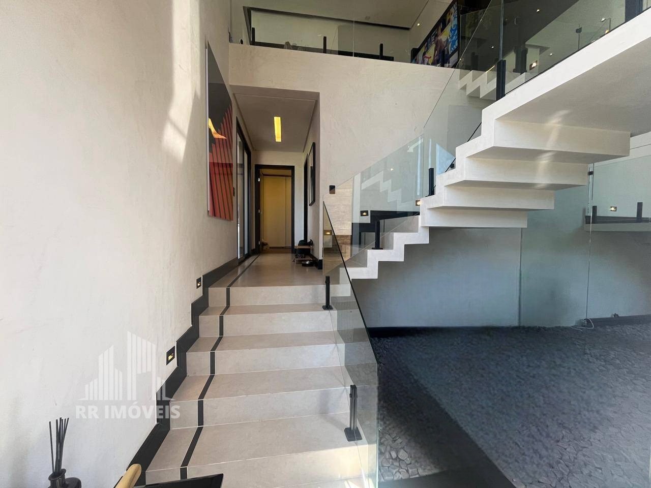 Casa, 4 quartos, 308 m² - Foto 8