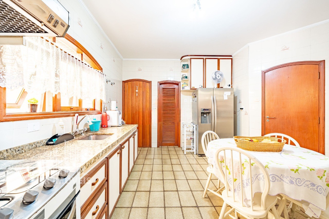 Casa, 4 quartos, 360 m² - Foto 9