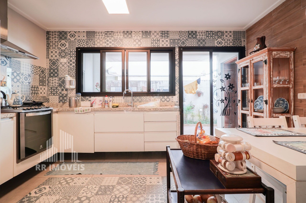 Casa, 3 quartos, 255 m² - Foto 11