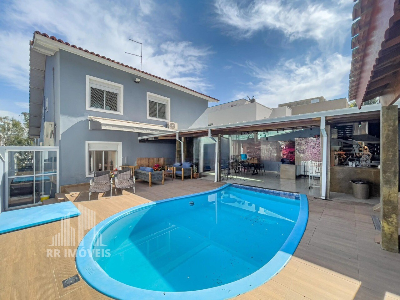 Casa, 3 quartos, 360 m² - Foto 1