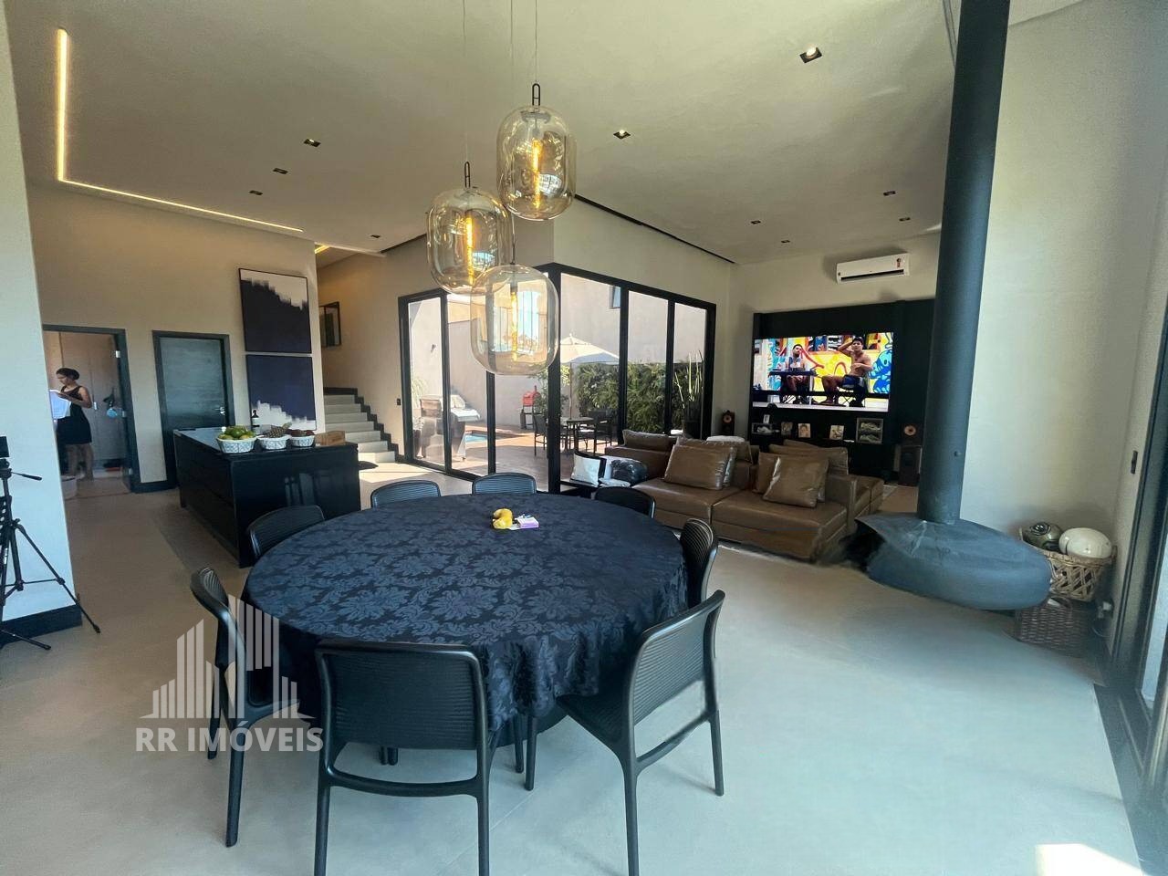 Casa, 4 quartos, 308 m² - Foto 3