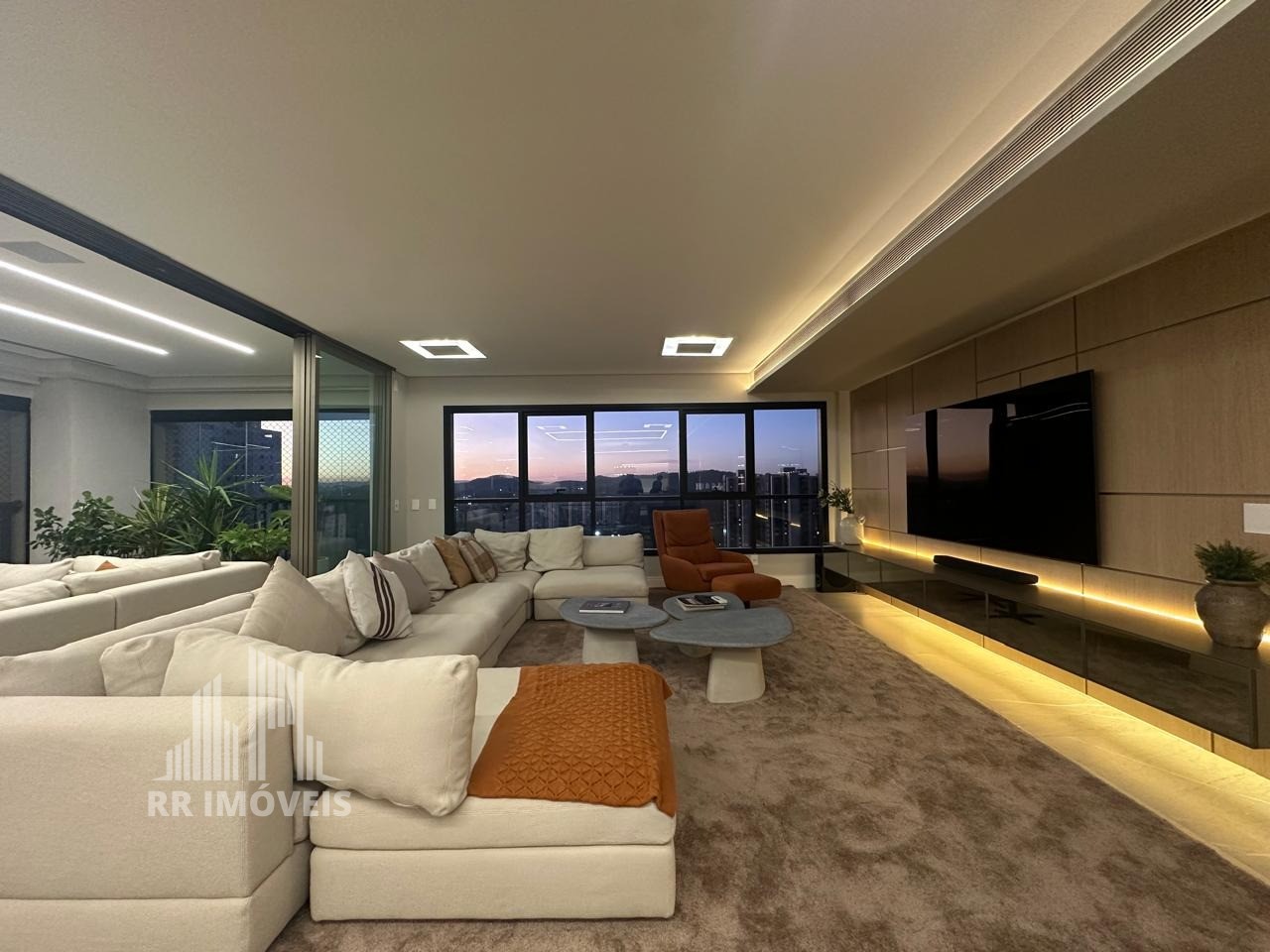 Apartamento, 4 quartos, 365 m² - Foto 2