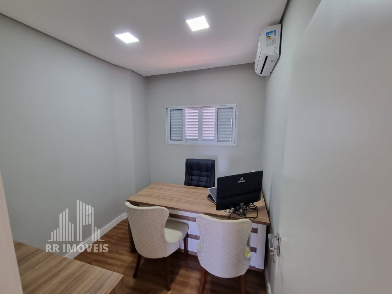 Casa, 3 quartos, 245 m² - Foto 19