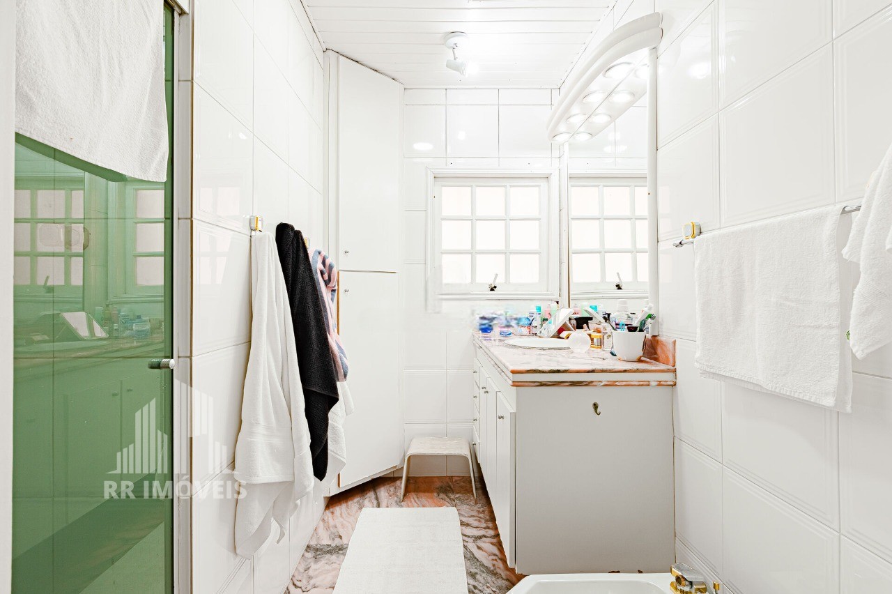 Casa, 4 quartos, 338 m² - Foto 28