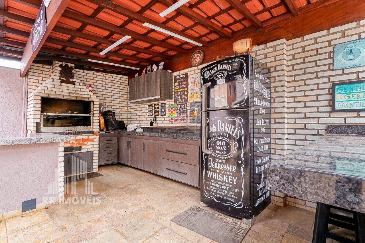 Casa, 4 quartos, 294 m² - Foto 3
