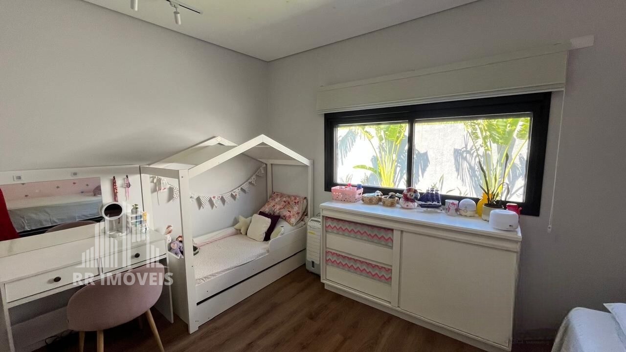 Casa, 4 quartos, 266 m² - Foto 15