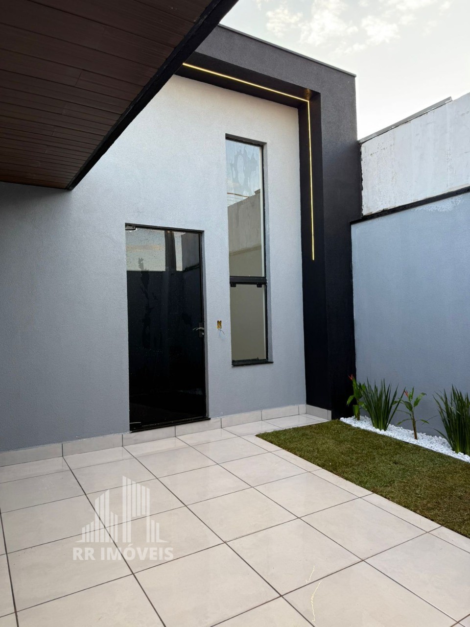 Casa, 3 quartos, 132 m² - Foto 1