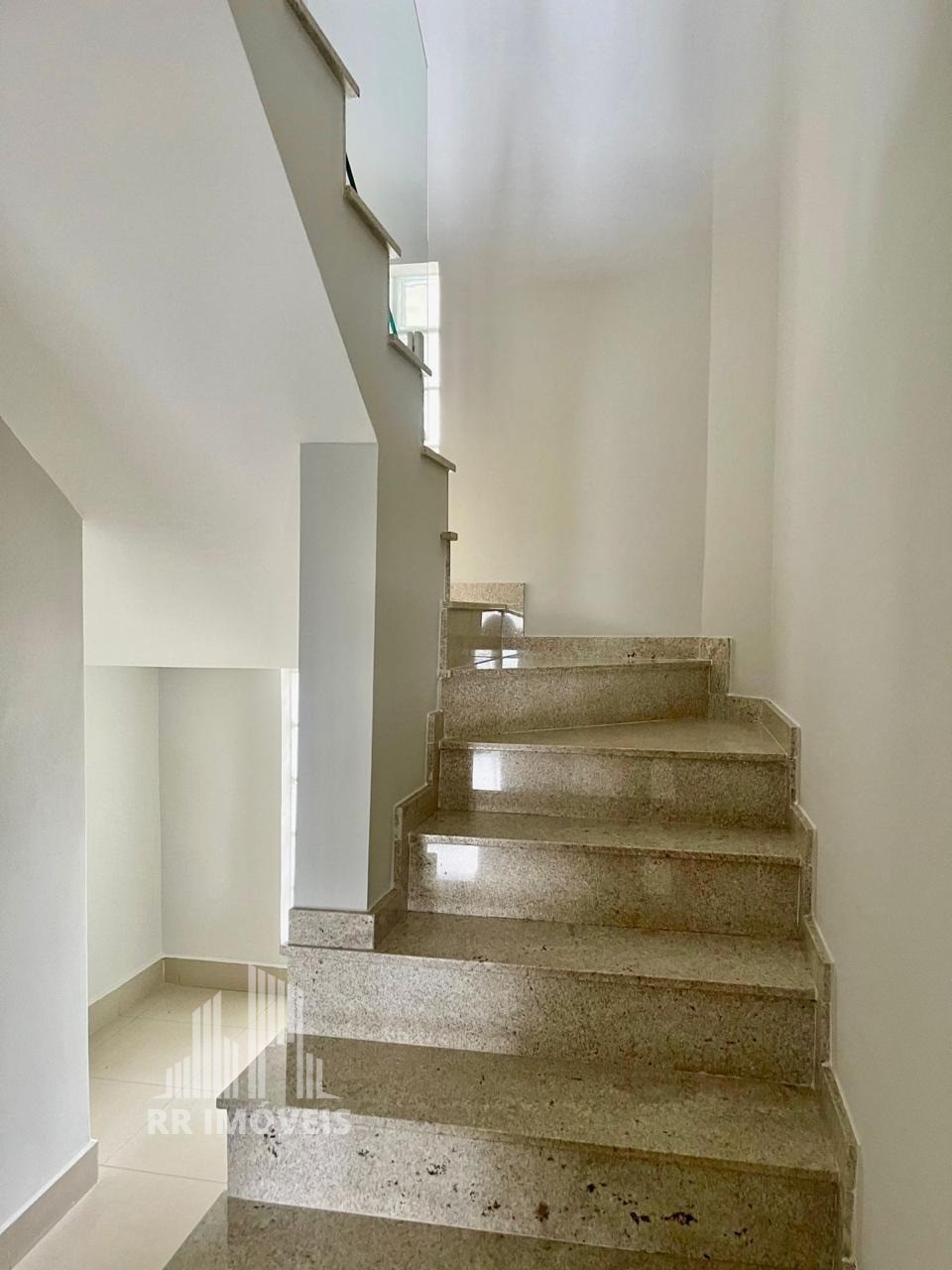 Casa, 4 quartos, 312 m² - Foto 8