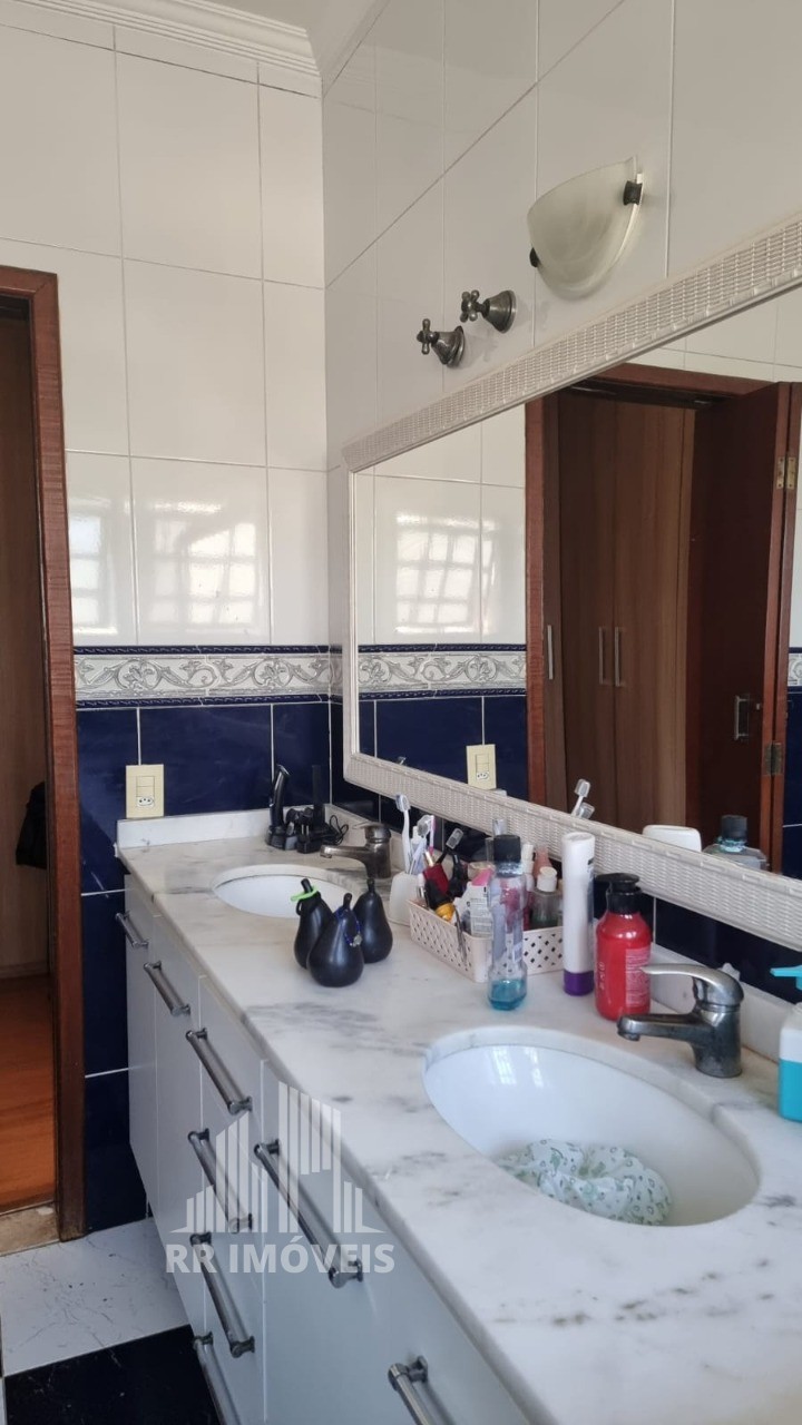 Casa, 4 quartos, 360 m² - Foto 26