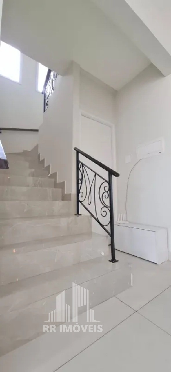 Casa, 4 quartos, 270 m² - Foto 10