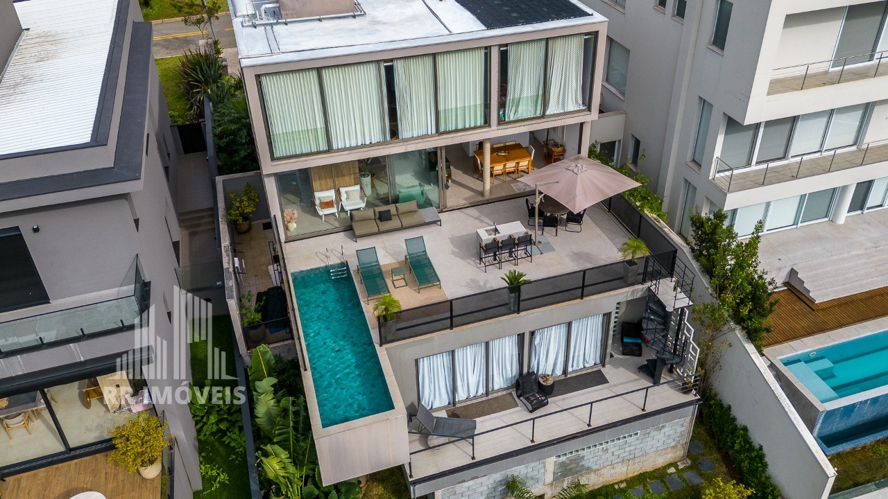 Casa, 4 quartos, 303 m² - Foto 2