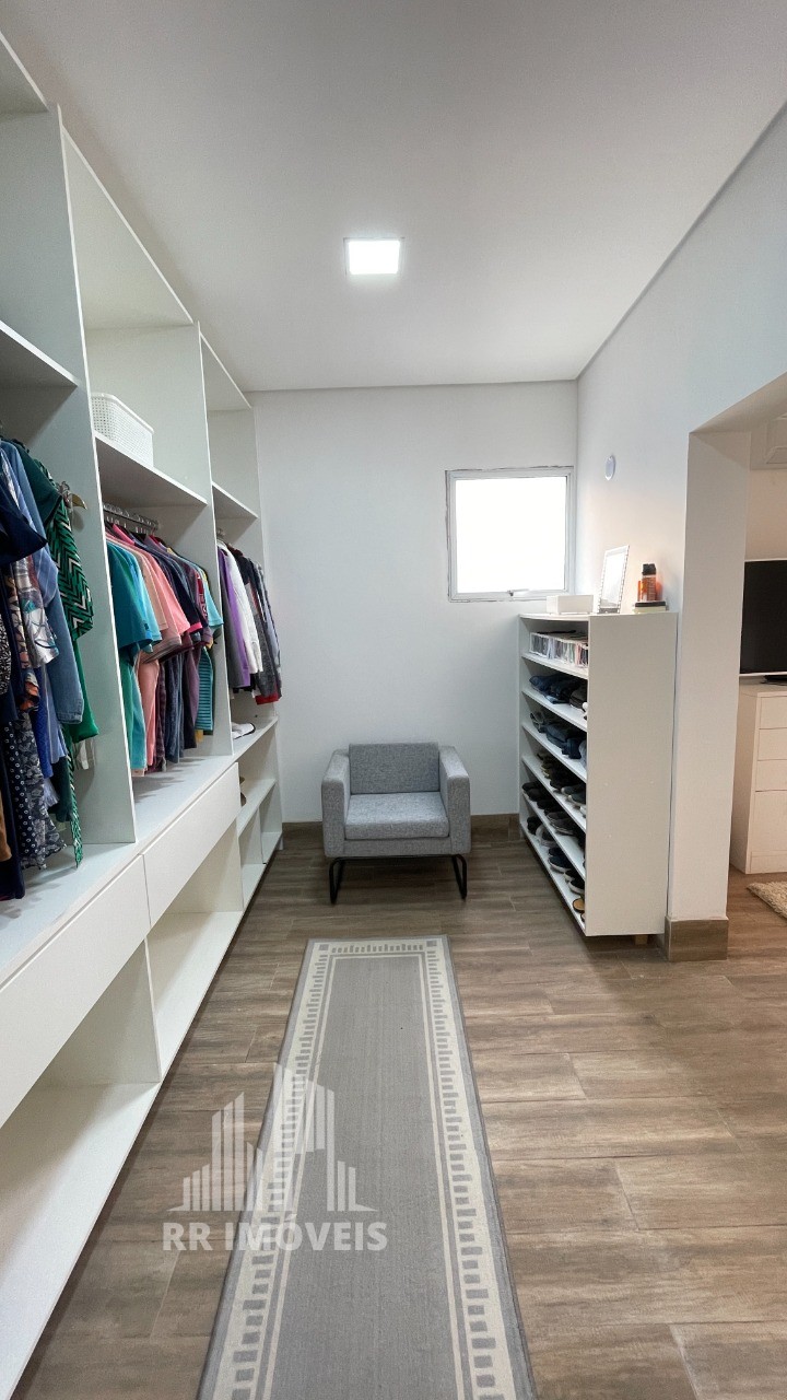 Casa, 4 quartos, 272 m² - Foto 23
