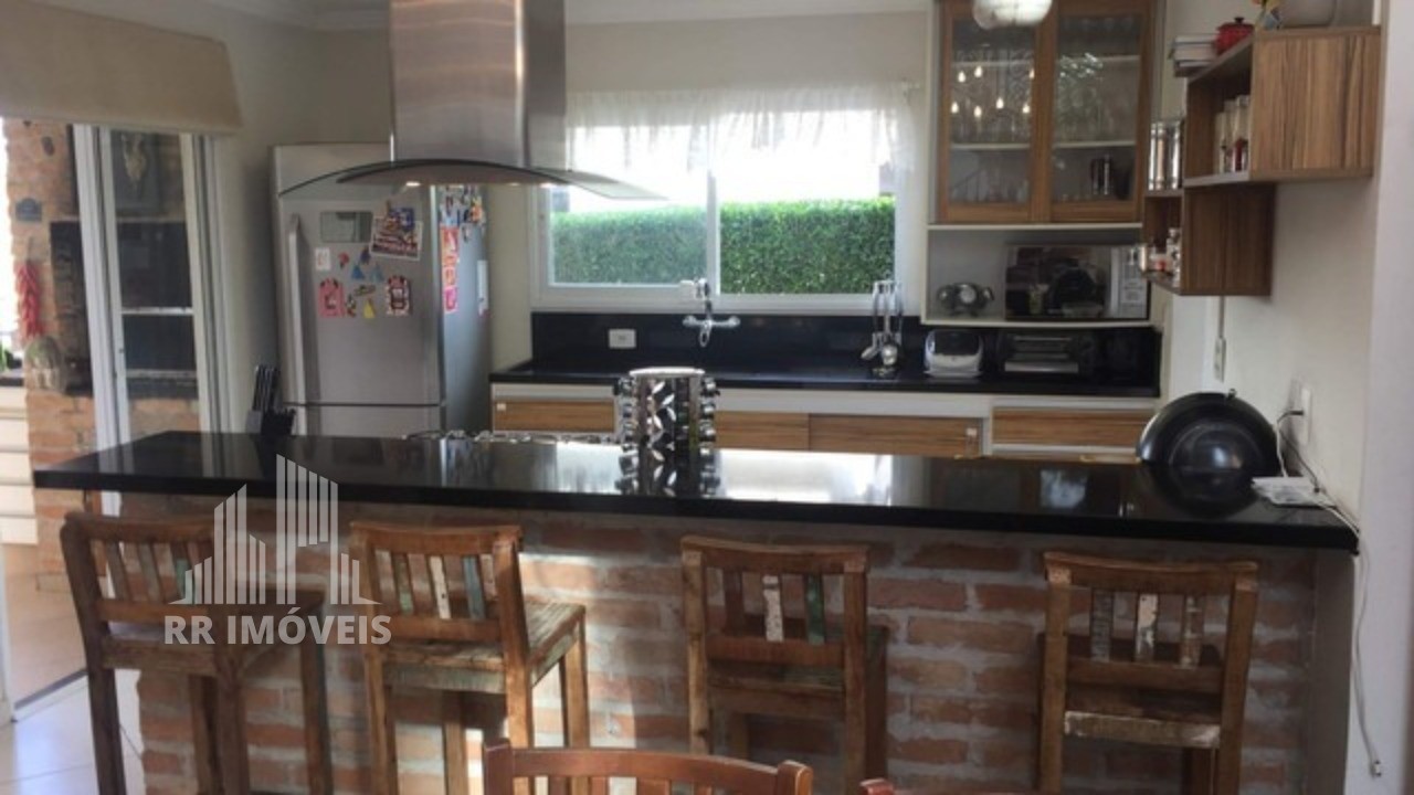 Casa, 3 quartos, 217 m² - Foto 4