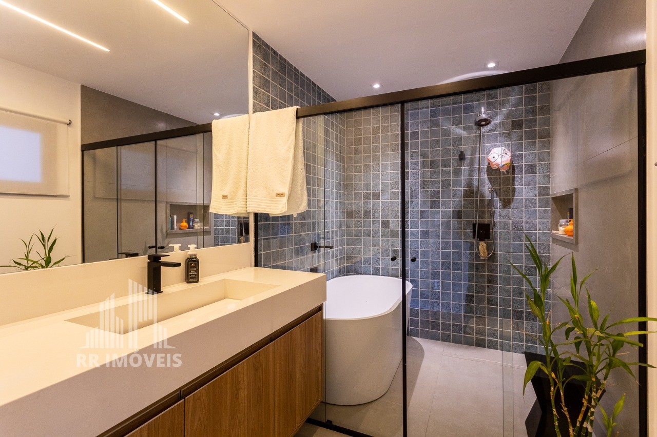 Casa, 4 quartos, 303 m² - Foto 31