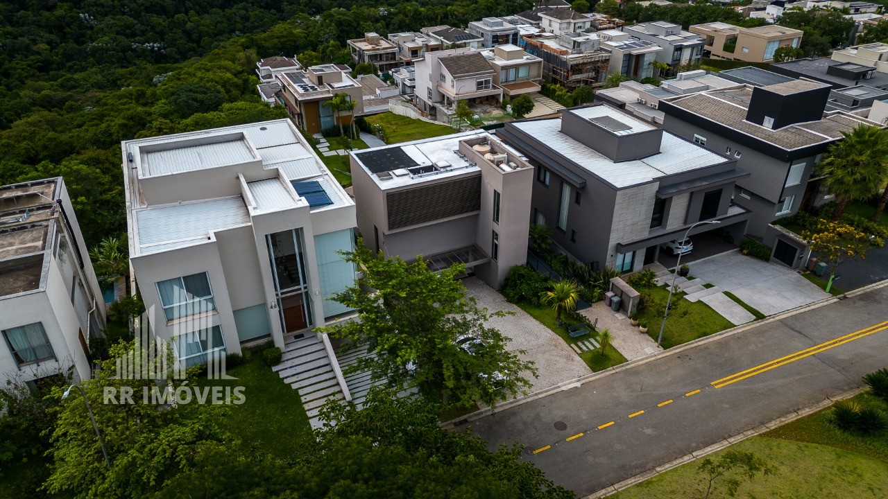 Casa, 4 quartos, 303 m² - Foto 34