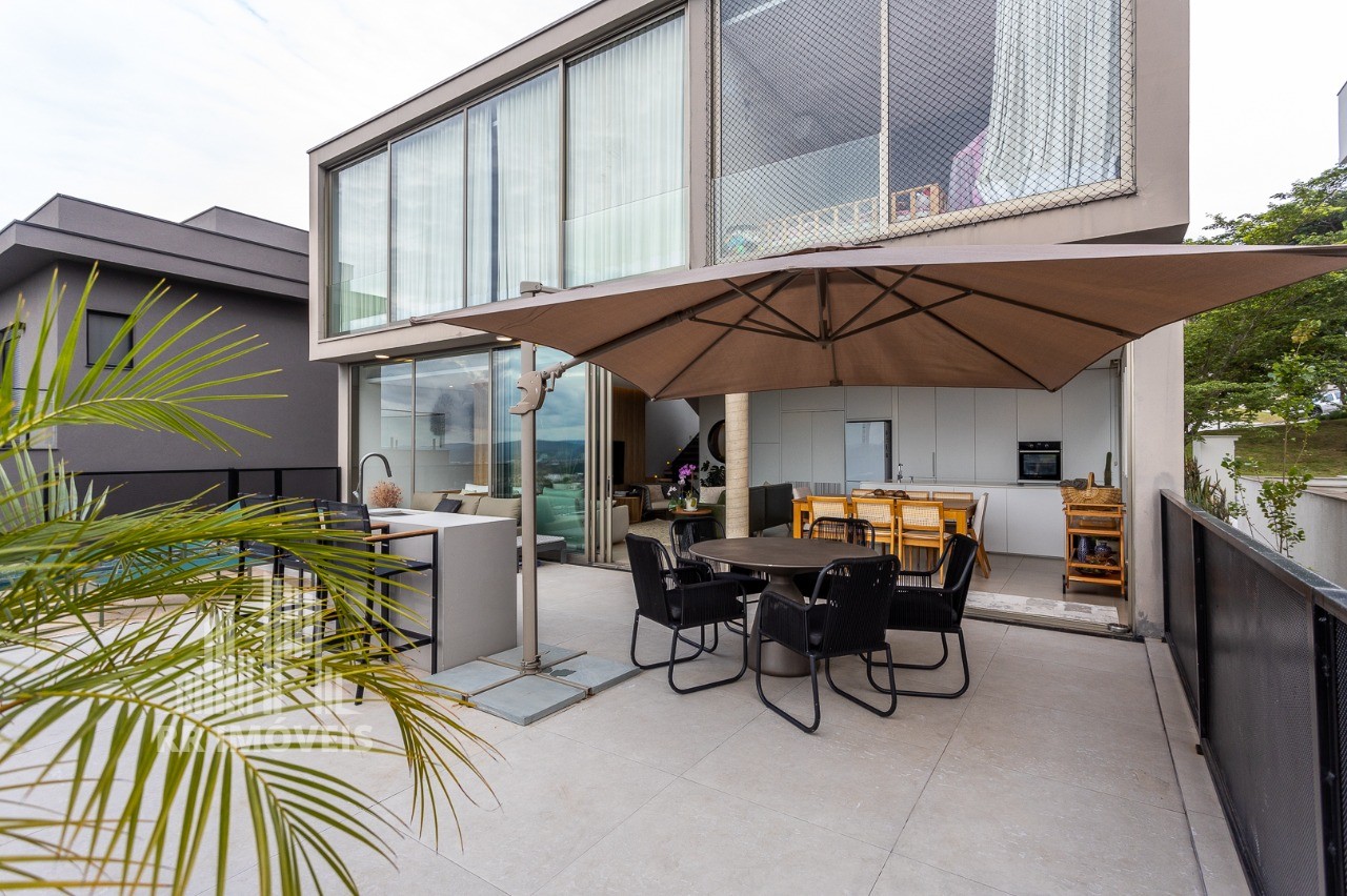 Casa, 4 quartos, 303 m² - Foto 3