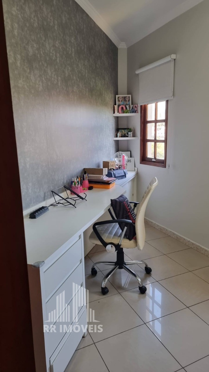 Casa, 4 quartos, 360 m² - Foto 32