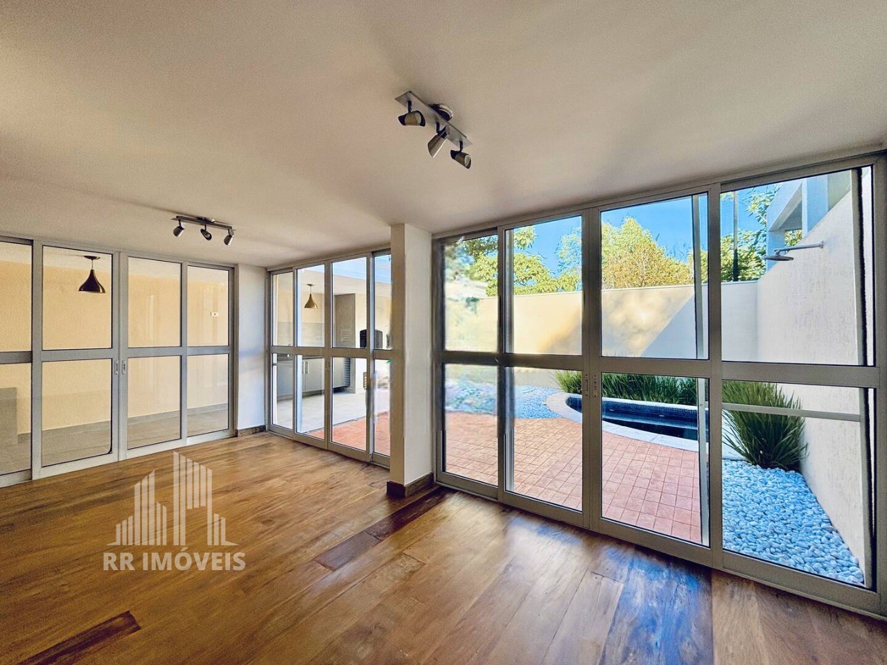 Casa, 3 quartos, 180 m² - Foto 3