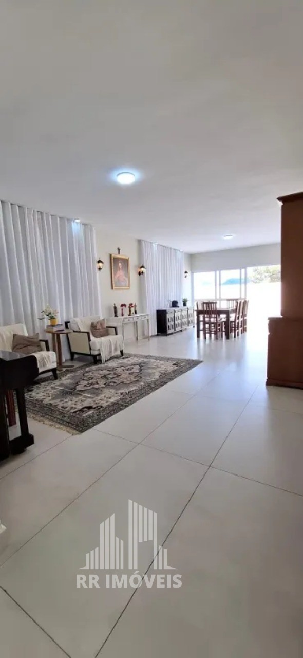 Casa, 4 quartos, 270 m² - Foto 3