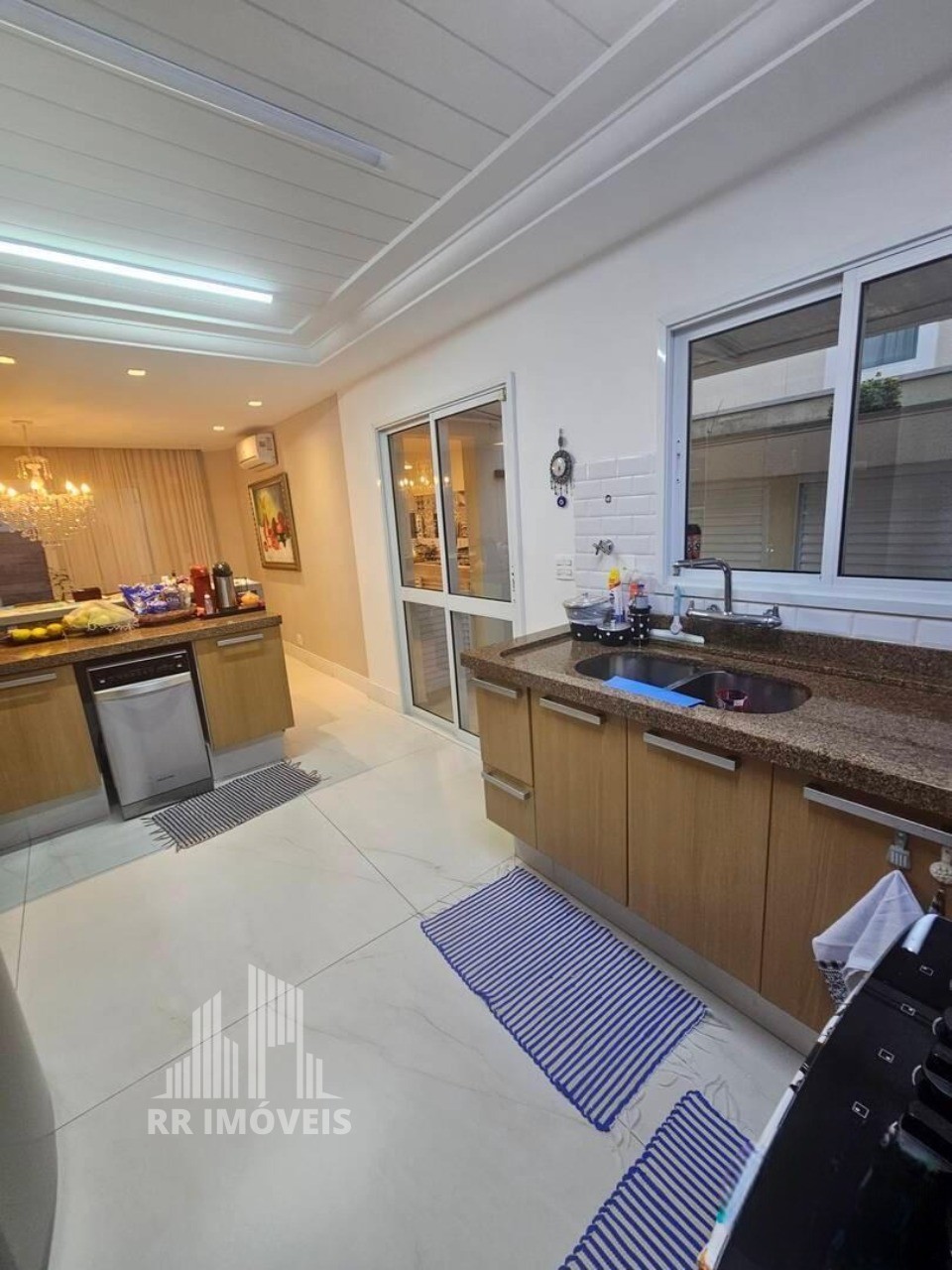 Casa, 4 quartos, 236 m² - Foto 4