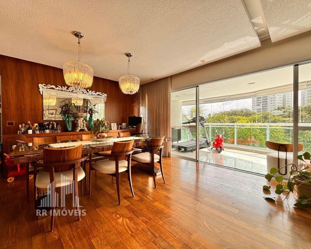 Apartamento, 4 quartos, 261 m² - Foto 2
