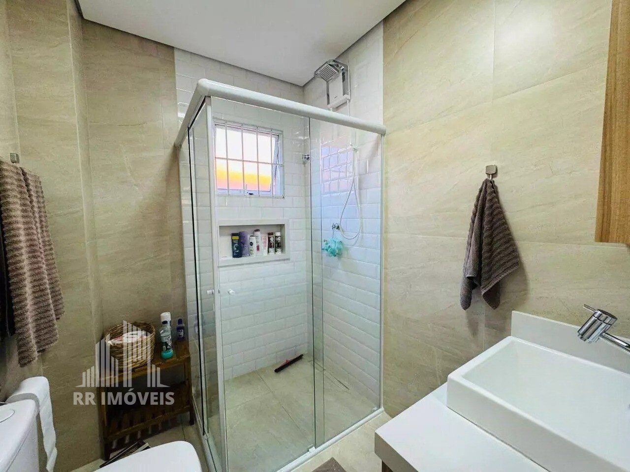 Casa, 4 quartos, 270 m² - Foto 16