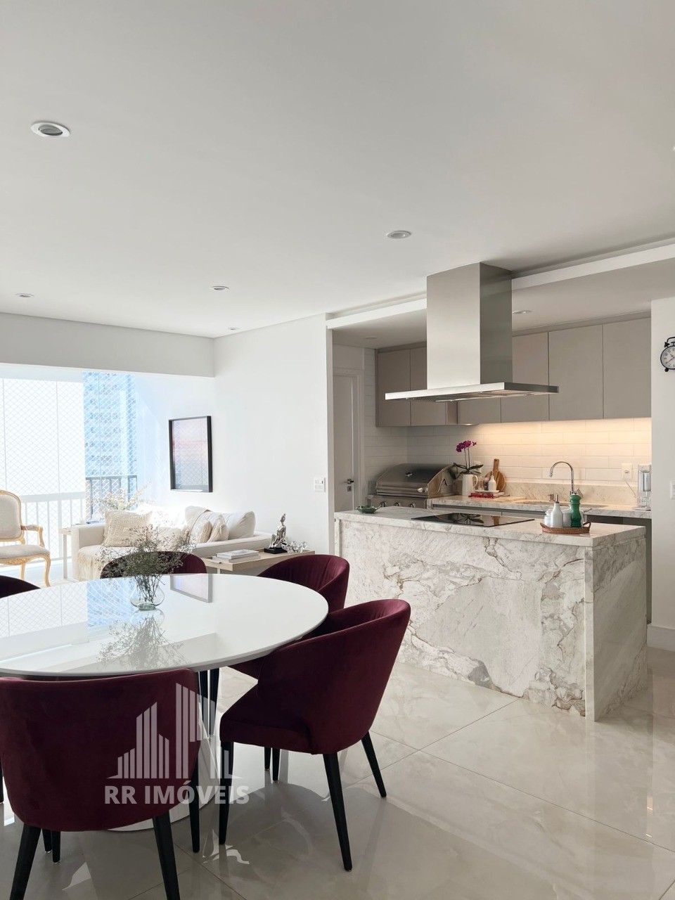 Apartamento, 3 quartos, 110 m² - Foto 2