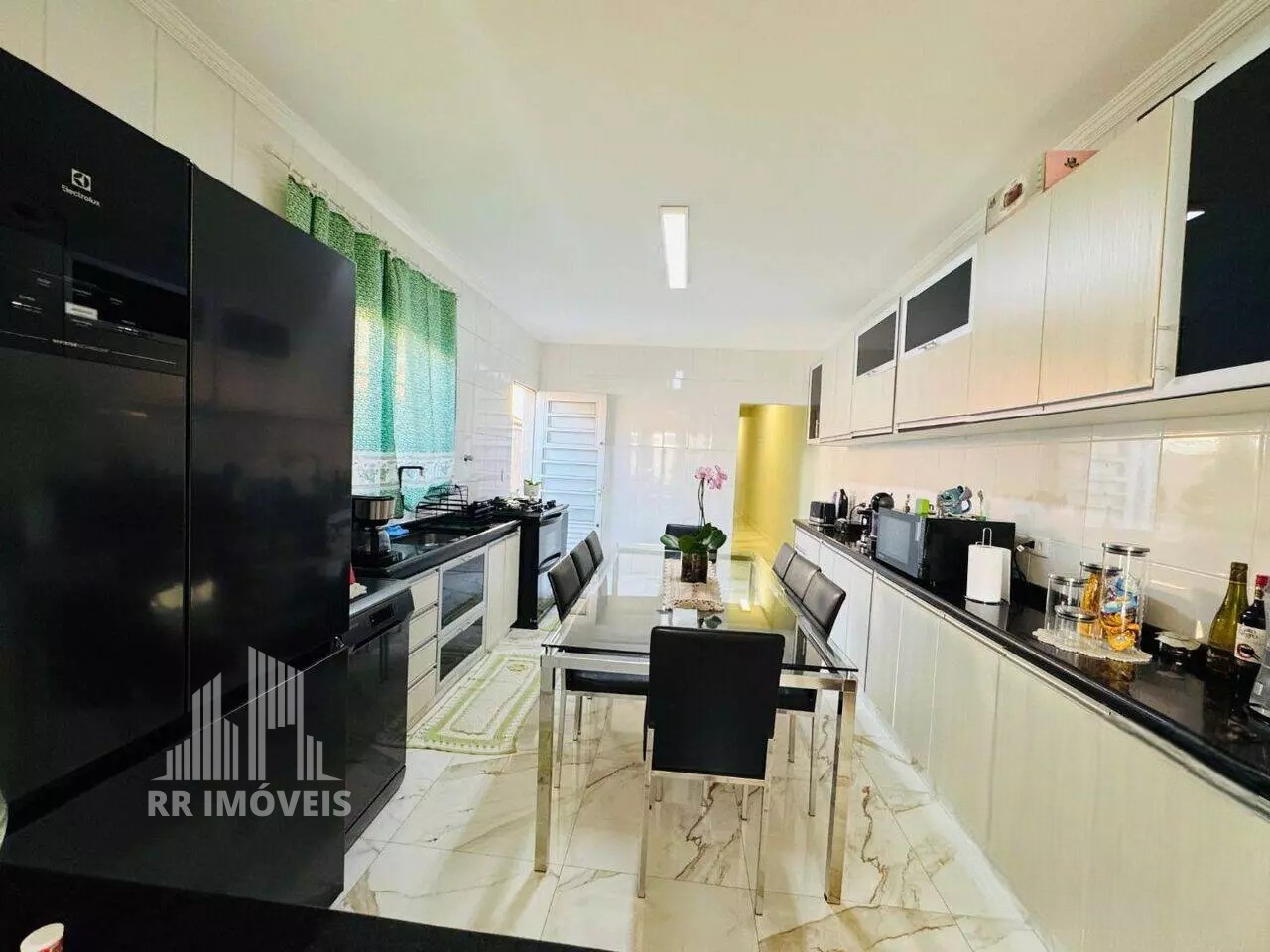 Casa, 4 quartos, 270 m² - Foto 5
