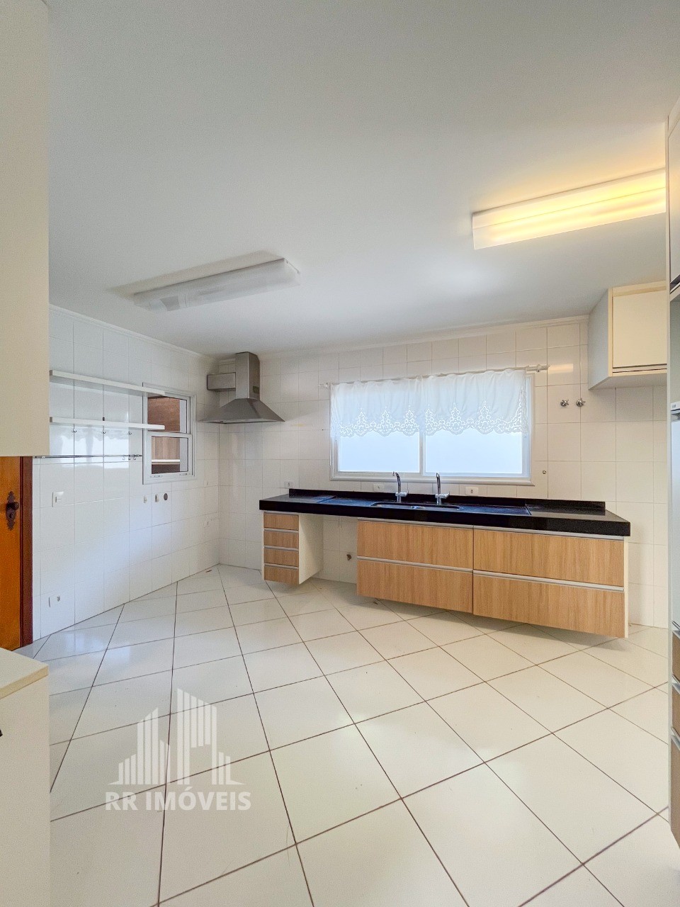 Casa, 3 quartos, 307 m² - Foto 15
