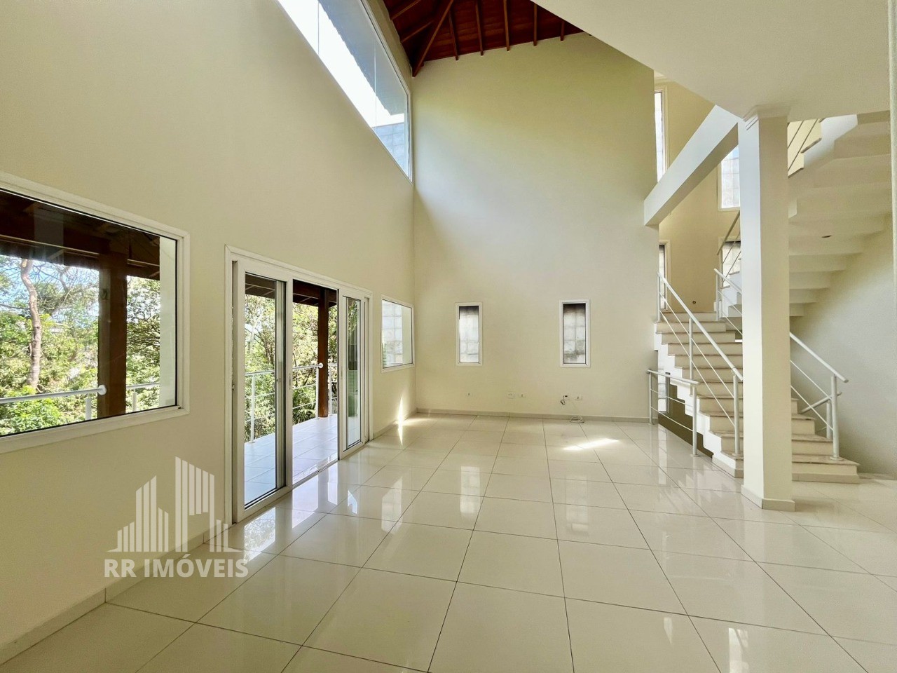 Casa, 4 quartos, 330 m² - Foto 19
