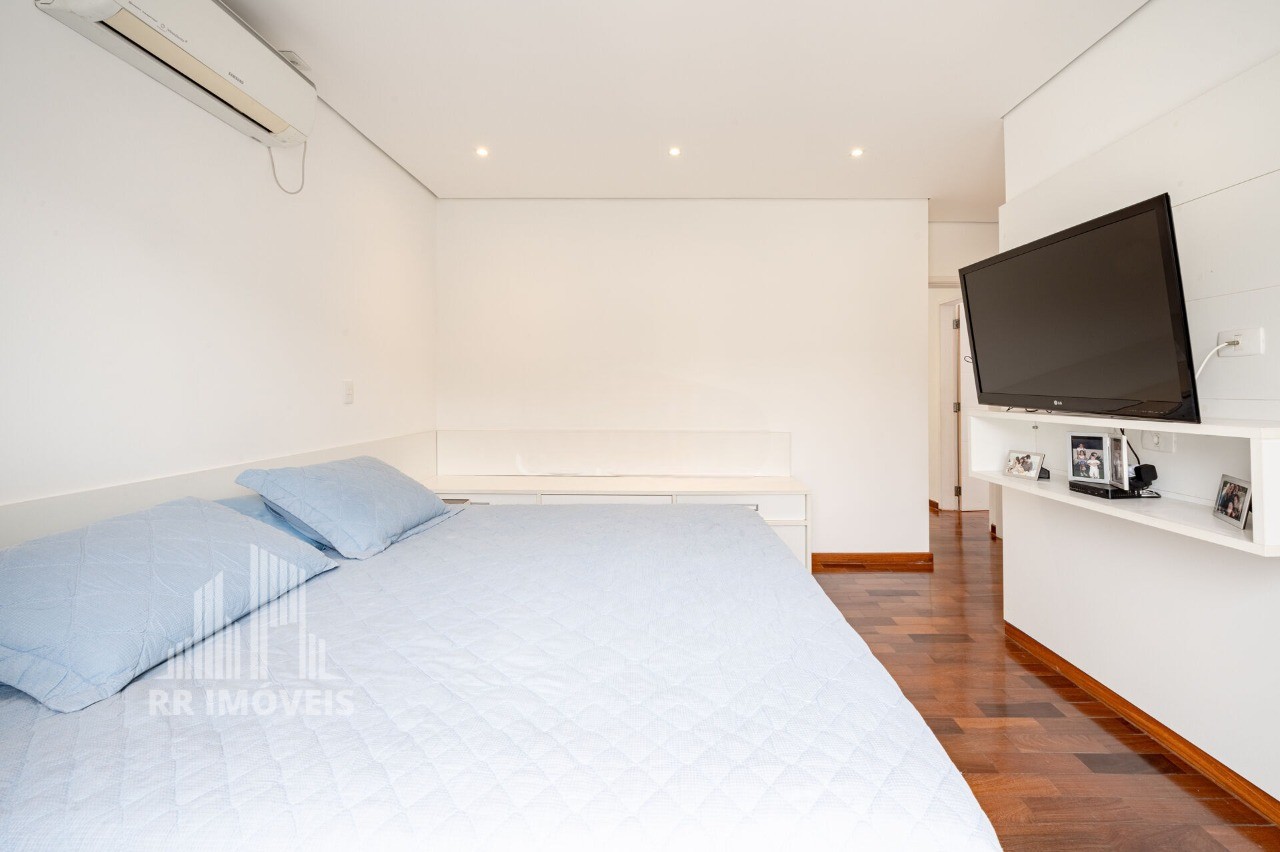 Casa, 4 quartos, 250 m² - Foto 13