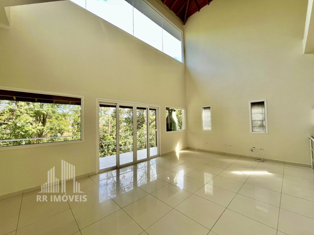 Casa, 4 quartos, 330 m² - Foto 10
