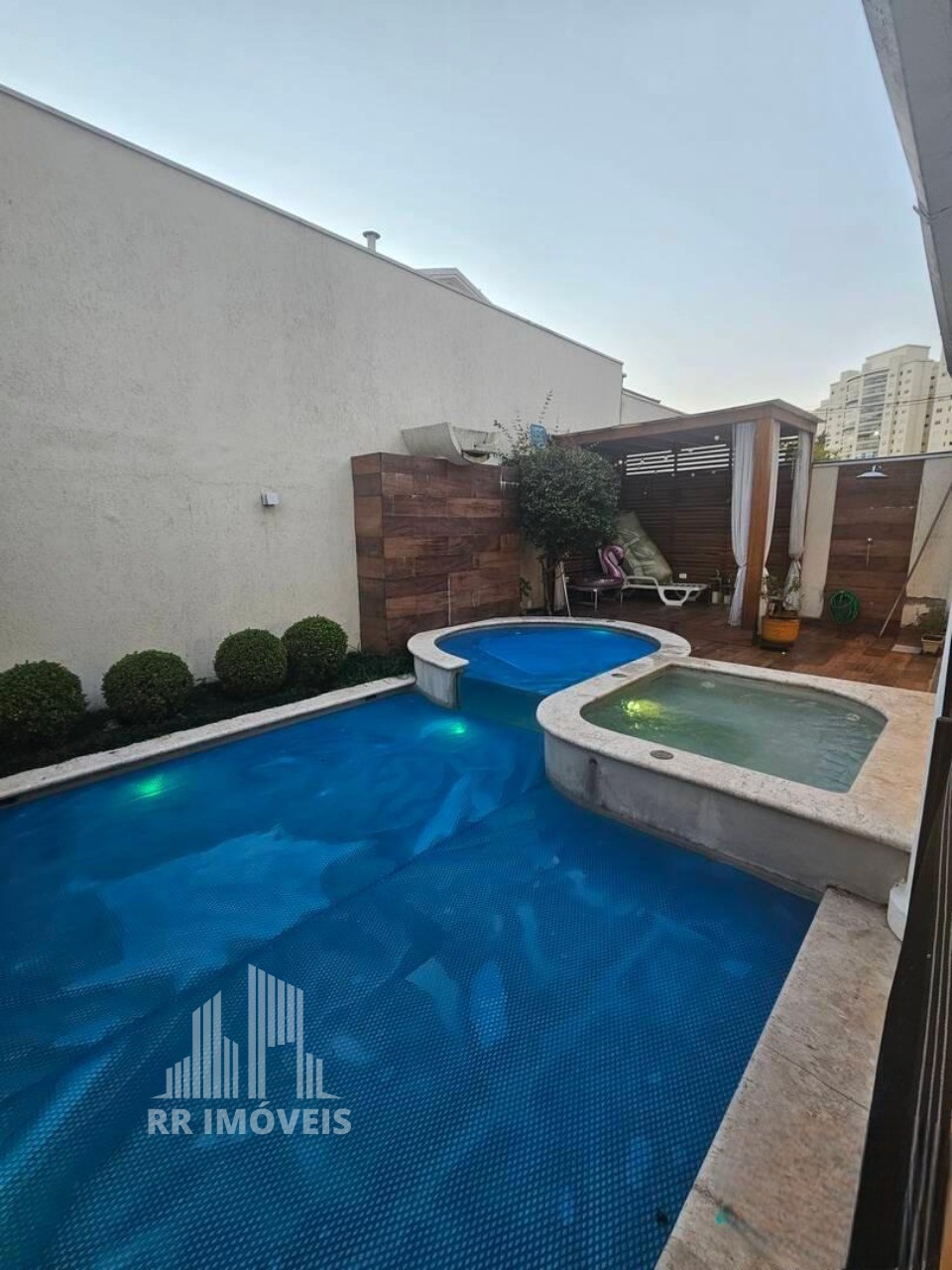 Casa, 4 quartos, 236 m² - Foto 10