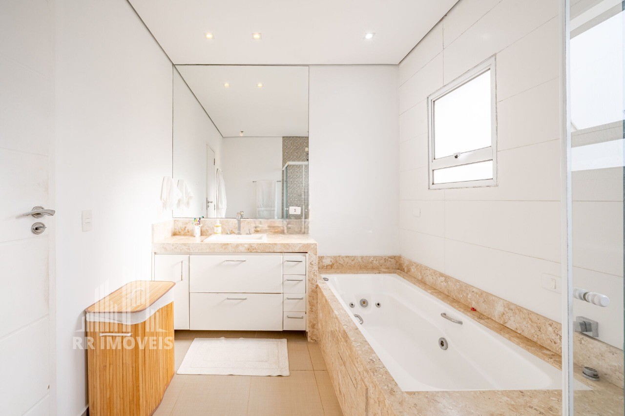 Casa, 4 quartos, 250 m² - Foto 16