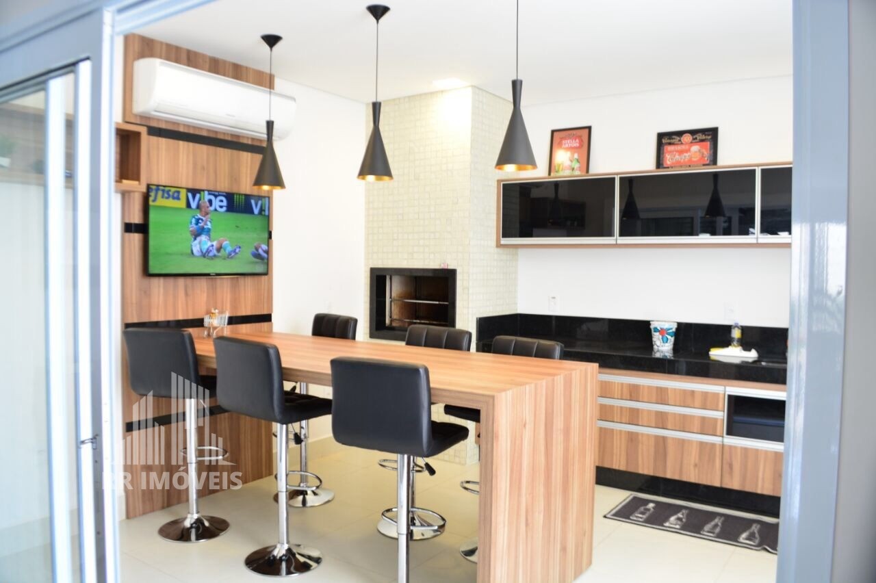 Casa, 3 quartos, 220 m² - Foto 7