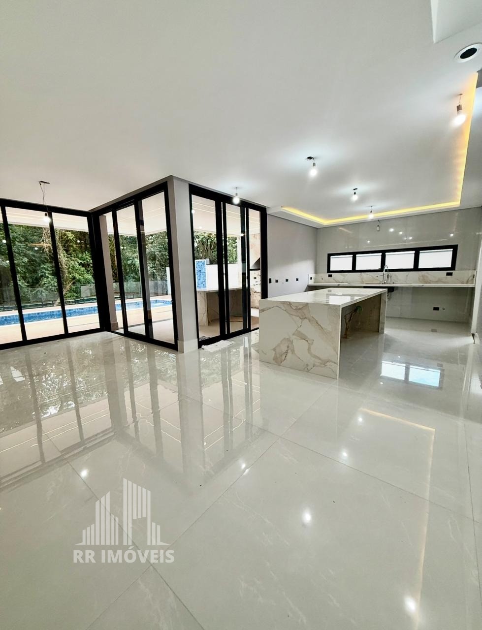 Casa, 4 quartos, 358 m² - Foto 5