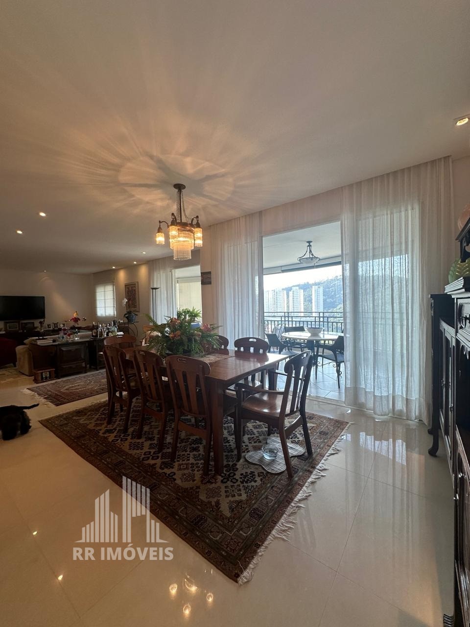 Apartamento, 3 quartos, 201 m² - Foto 1