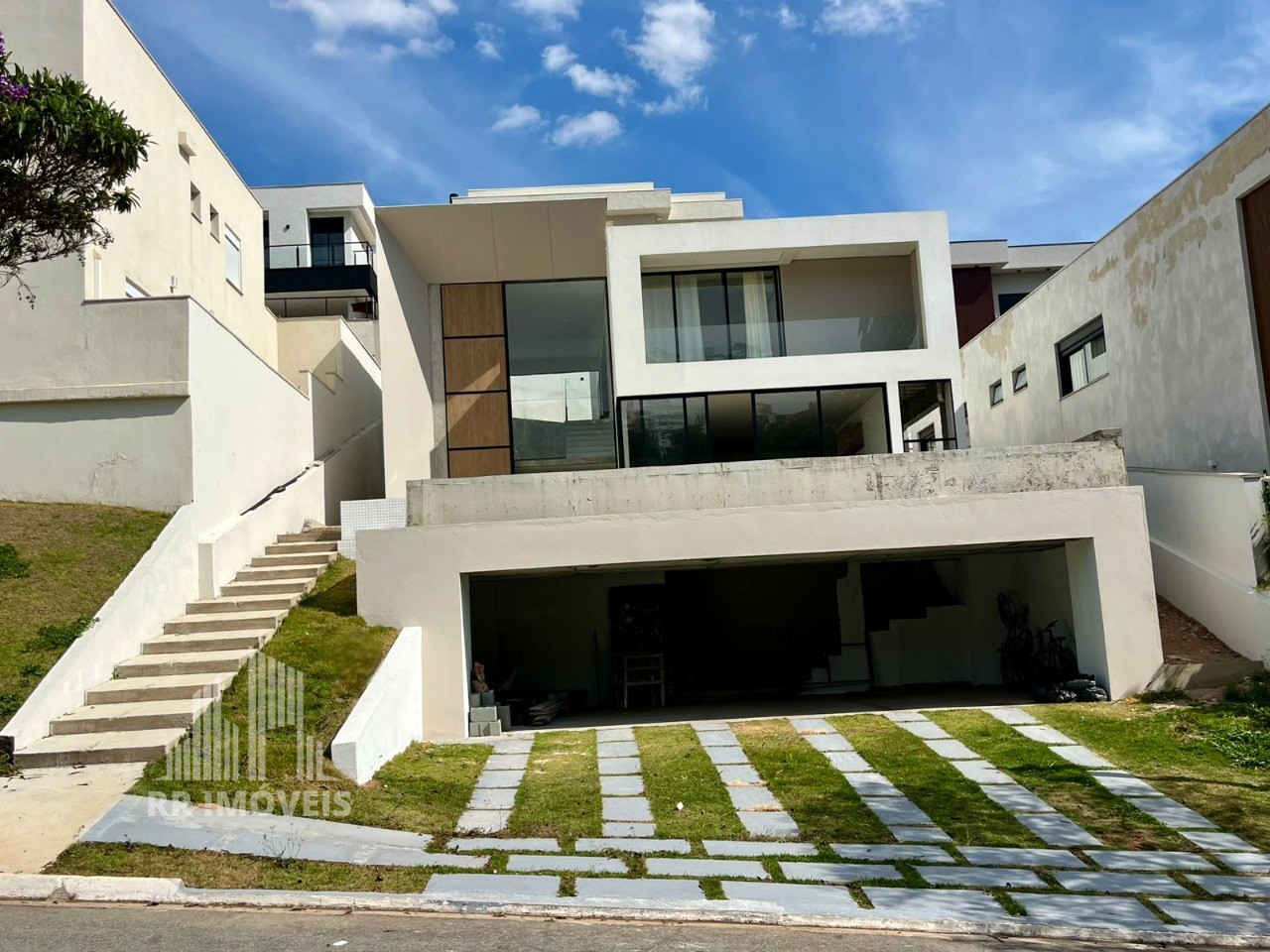 Casa, 3 quartos, 355 m² - Foto 1