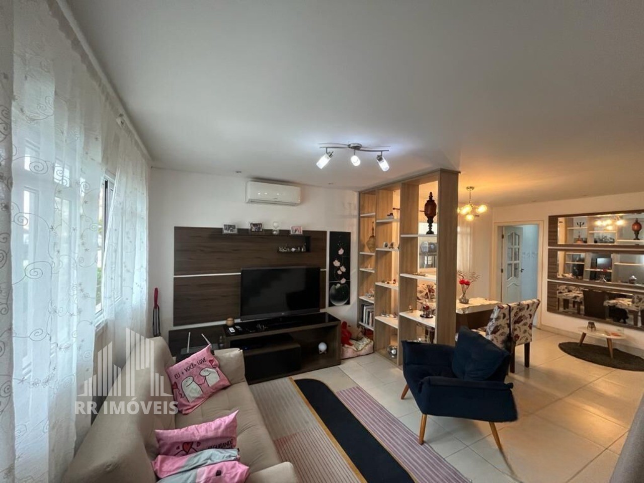 Casa, 3 quartos, 180 m² - Foto 1