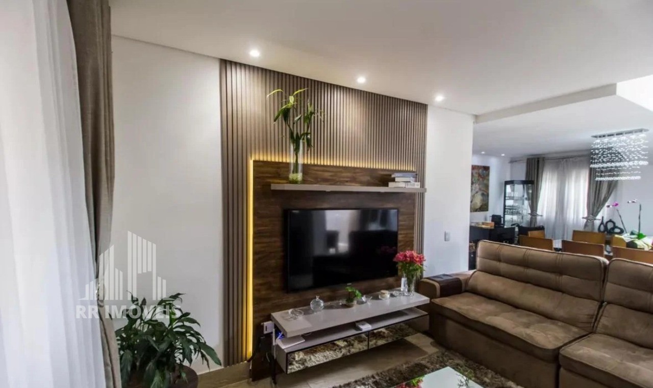 Casa, 3 quartos, 224 m² - Foto 4