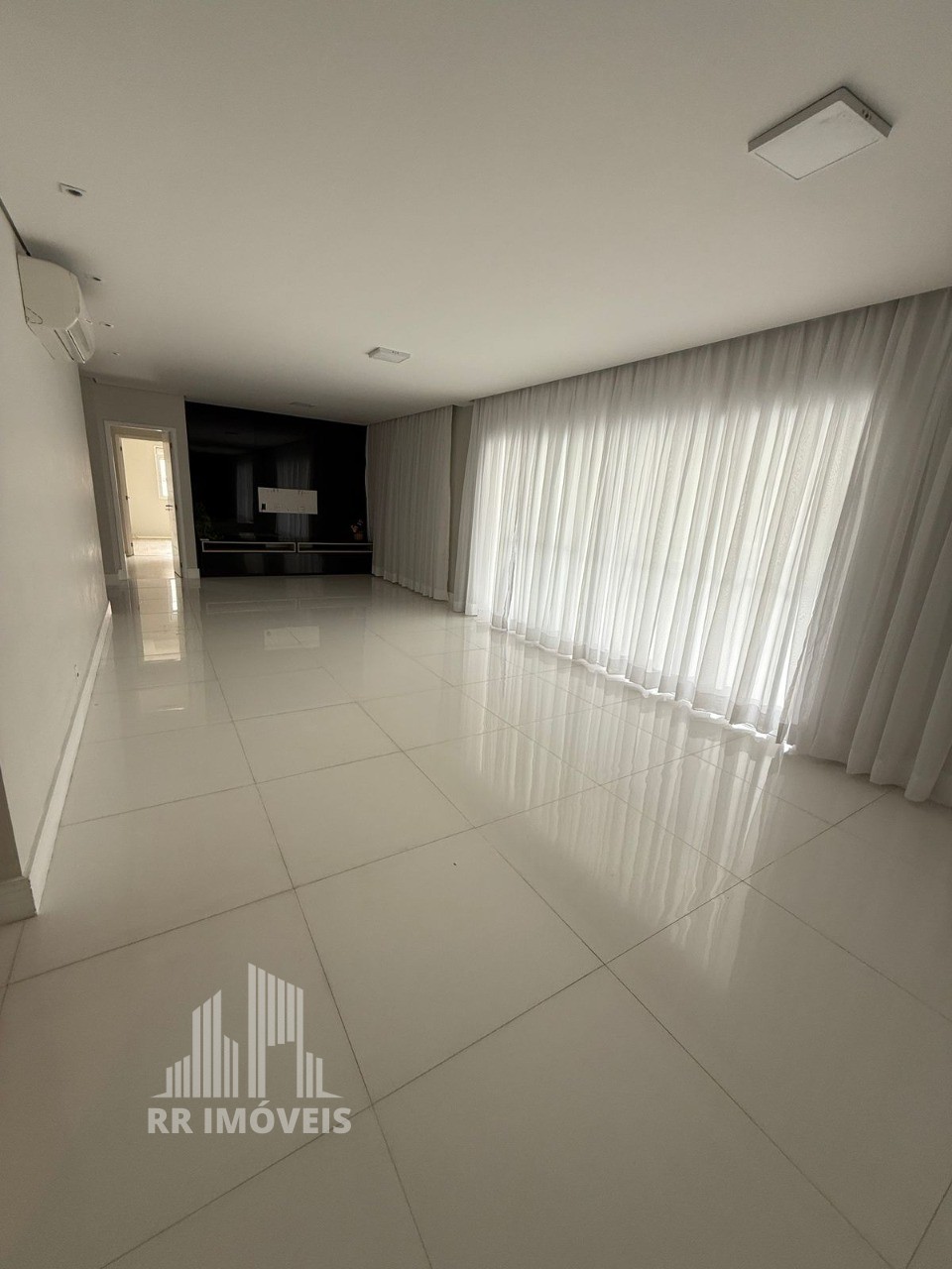 Apartamento, 3 quartos, 158 m² - Foto 2