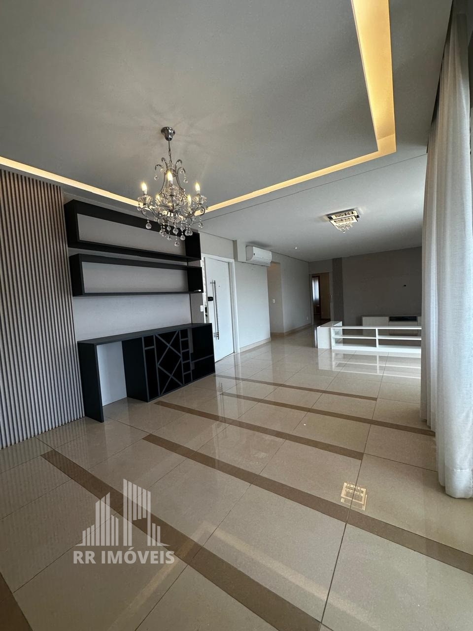 Apartamento, 3 quartos, 201 m² - Foto 2