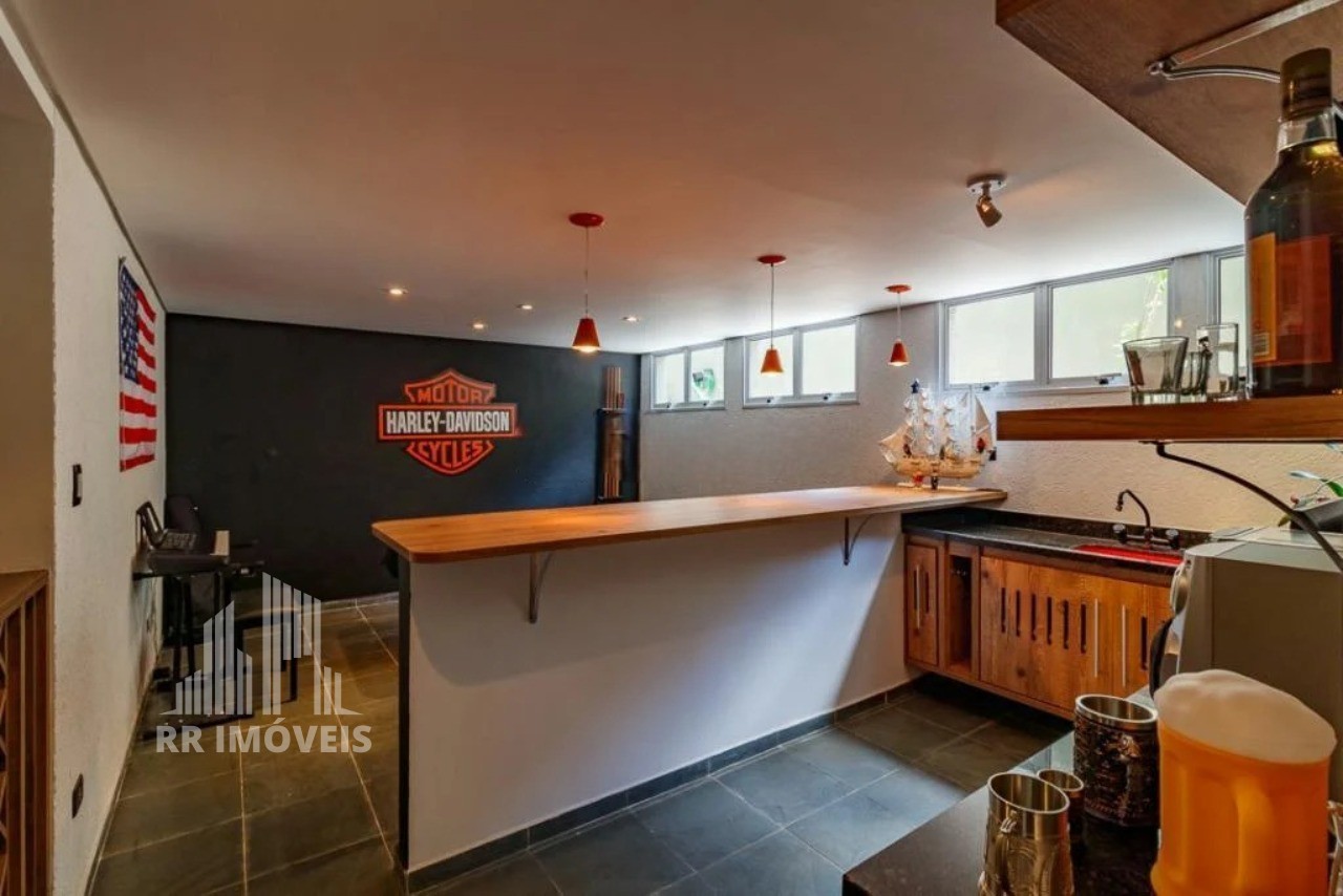 Casa, 3 quartos, 268 m² - Foto 27
