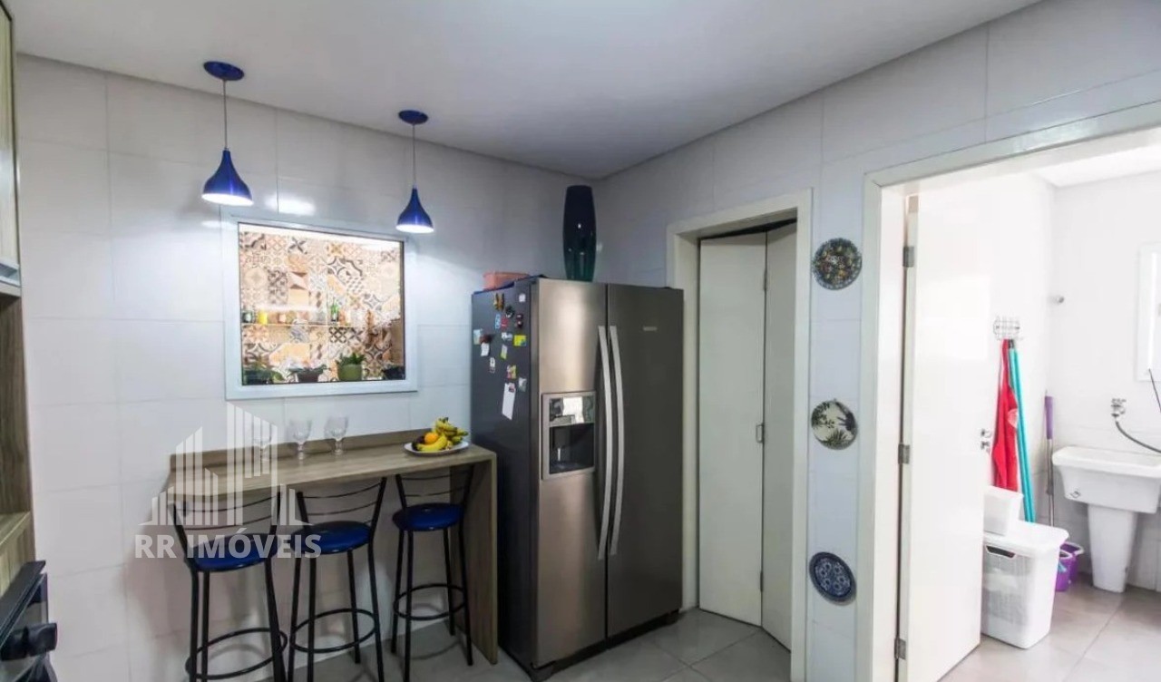 Casa, 3 quartos, 224 m² - Foto 9