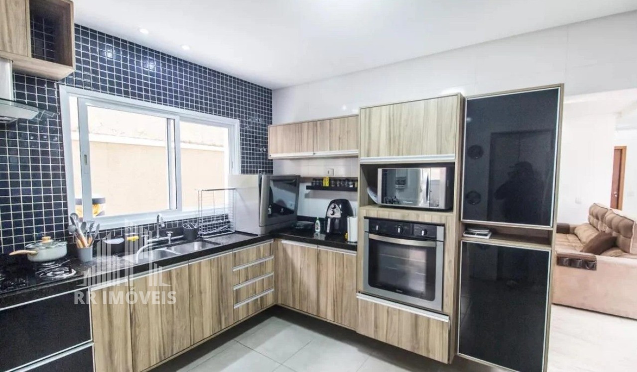 Casa, 3 quartos, 224 m² - Foto 6
