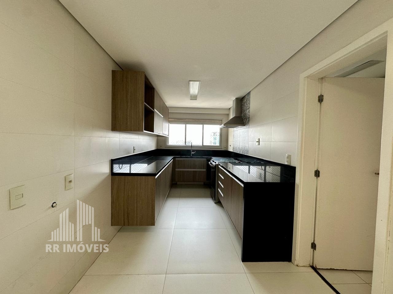 Apartamento, 4 quartos, 207 m² - Foto 11