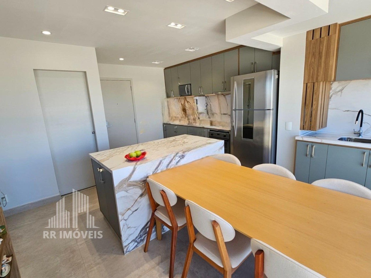 Apartamento, 2 quartos, 76 m² - Foto 2