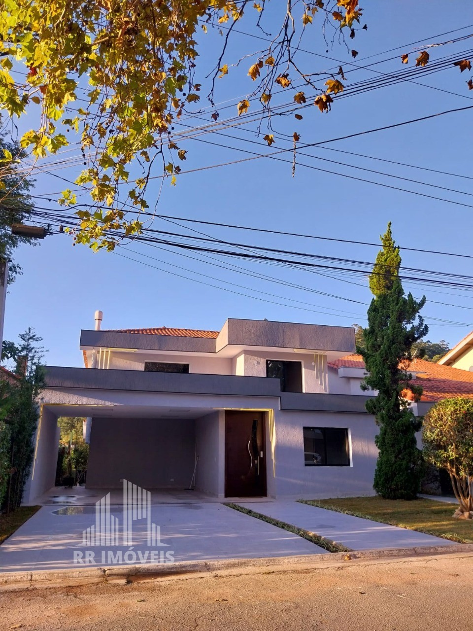 Casa, 5 quartos, 317 m² - Foto 1